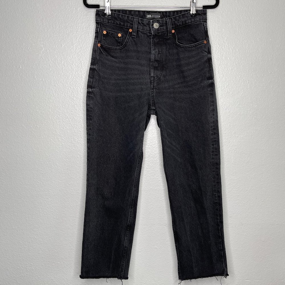 zara denim raw edge hem fly button jeans